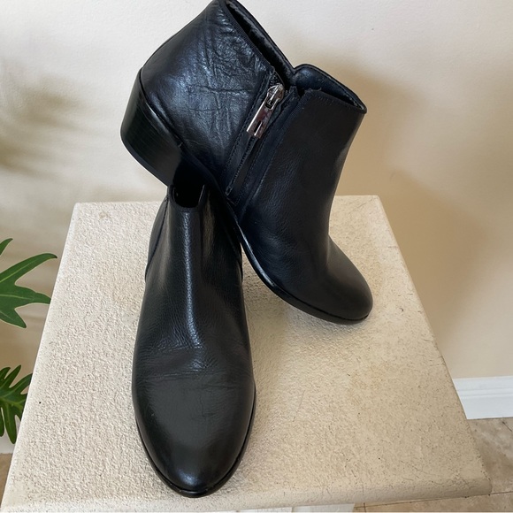Sam Edelman Black Leather Booties, Size 37 European. - Picture 7 of 14